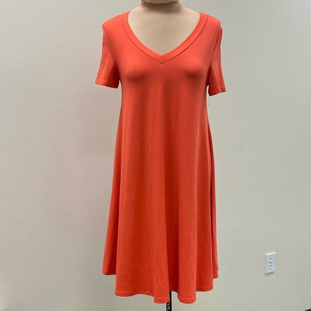 Entro orange‎ v neck  fit and flare T-shirt dress